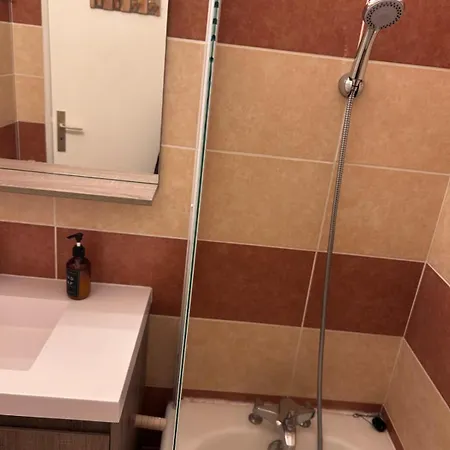 公寓 Cosy En Plein Centre Classe 2 Etoiles