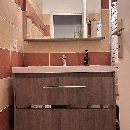 Cosy En Plein Centre Aix-les-Bains